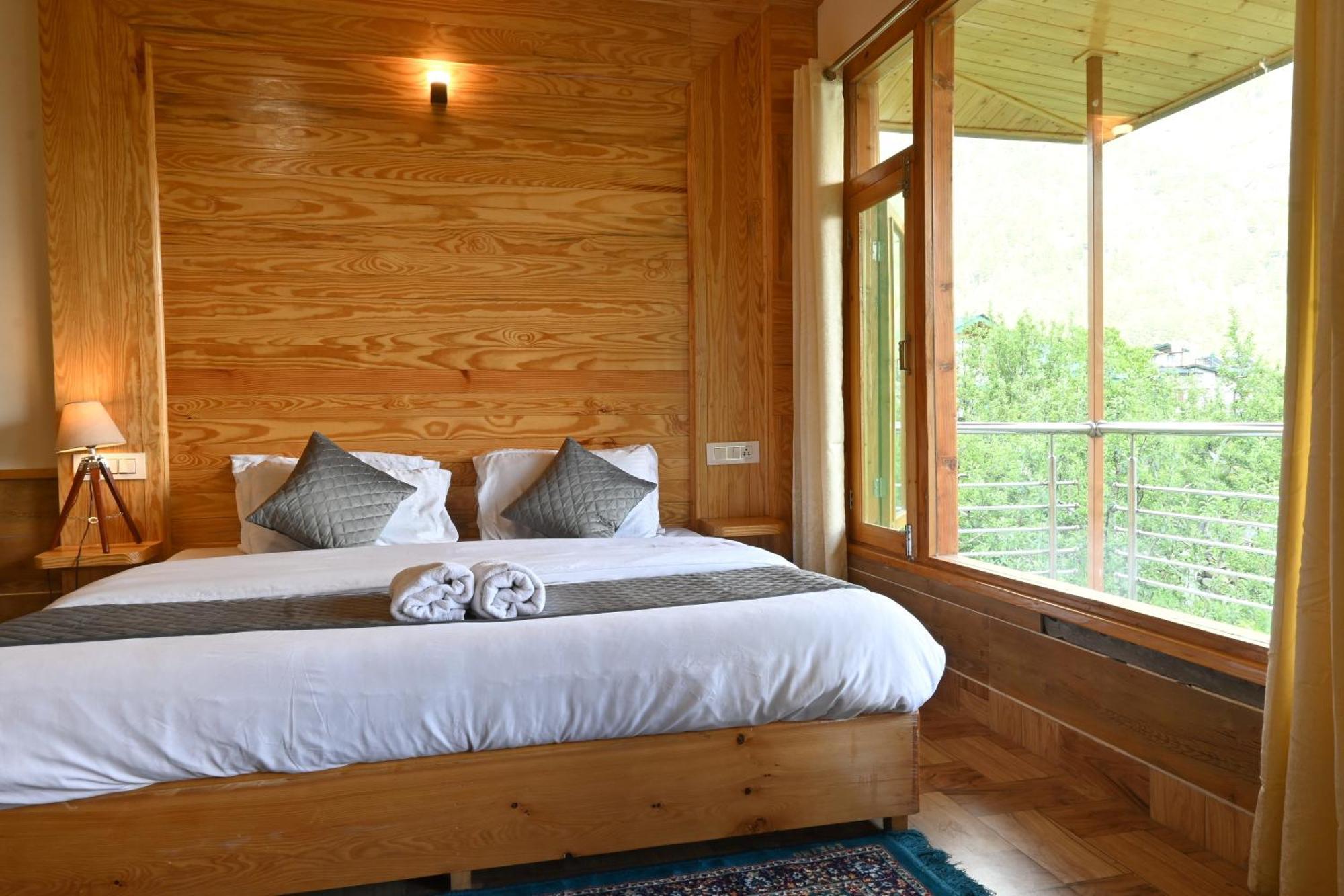 Cascade Mountain Retreat Manali Bed & Breakfast Exterior photo