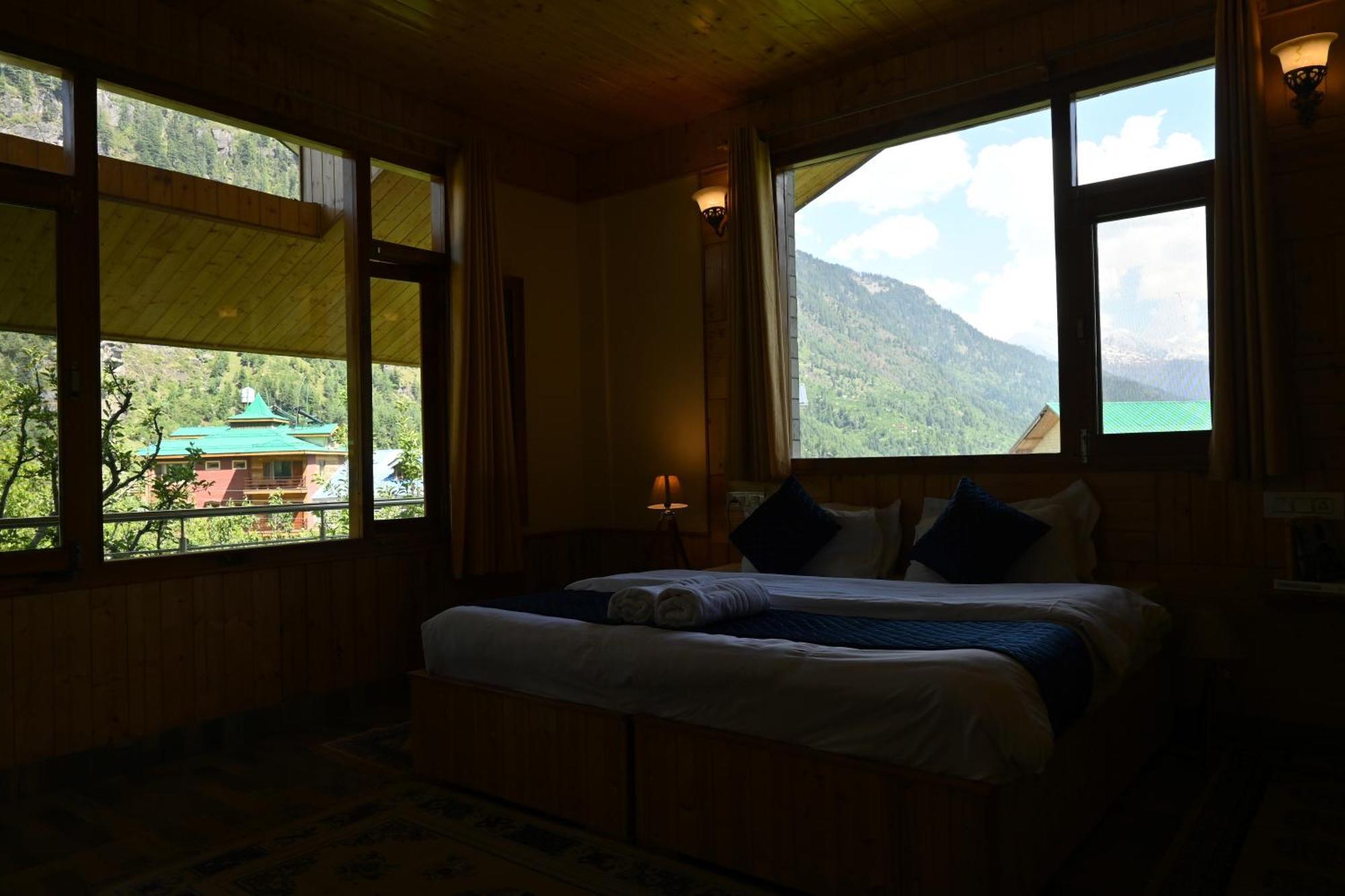 Cascade Mountain Retreat Manali Bed & Breakfast Exterior photo