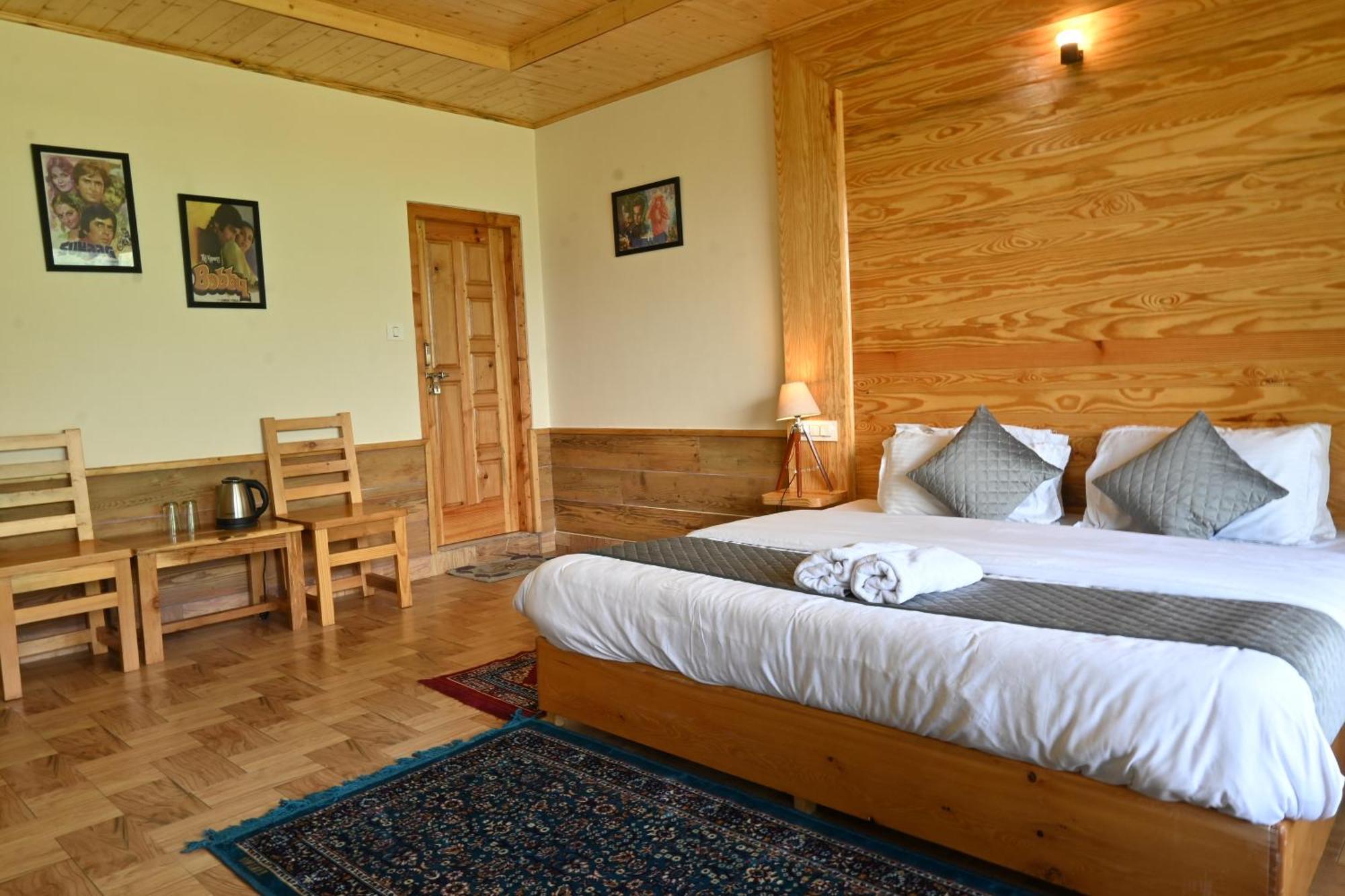 Cascade Mountain Retreat Manali Bed & Breakfast Exterior photo